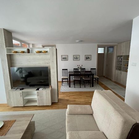New Belgrade Apartment מראה חיצוני תמונה